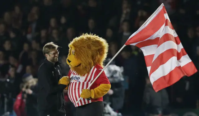 Jurgen Klopp and the Exeter mascot