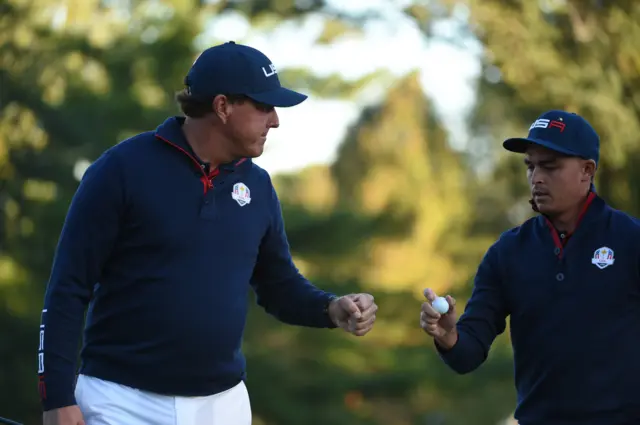 Mickelson/Fowler