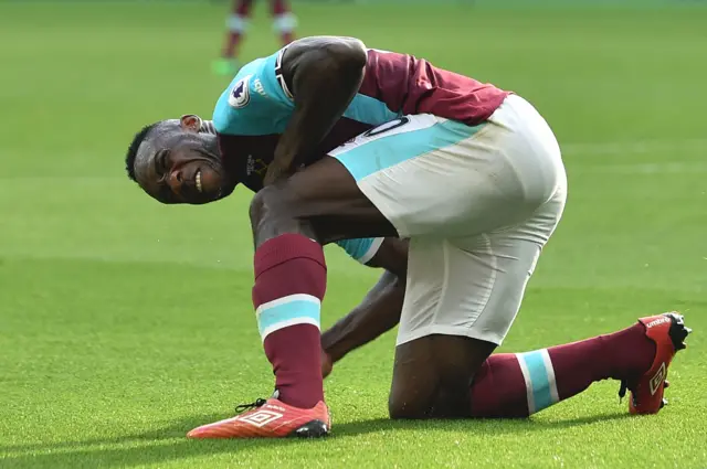 Michail Antonio reacts