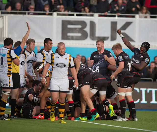 Saracens Maro Itoje celebrates try during the Aviva Premiership match between Saracens and Wasps