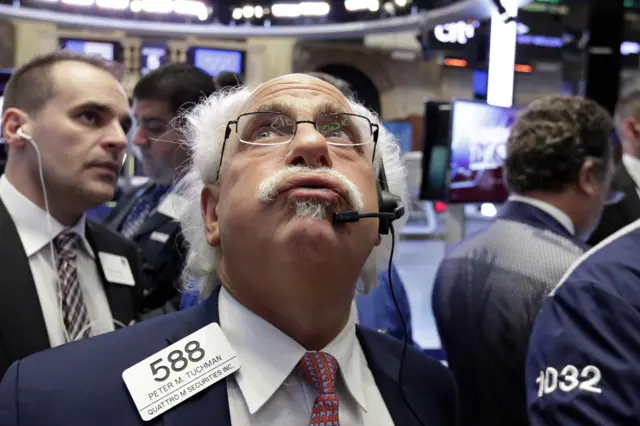 Traders at New York Stock Exchange