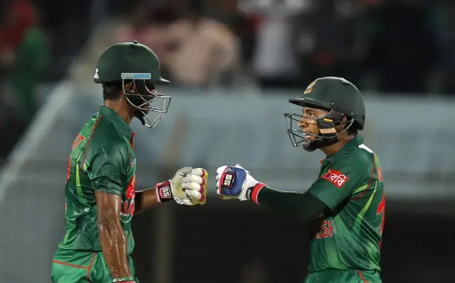 Mushfiqur and Mosaddek celebrate their partnership