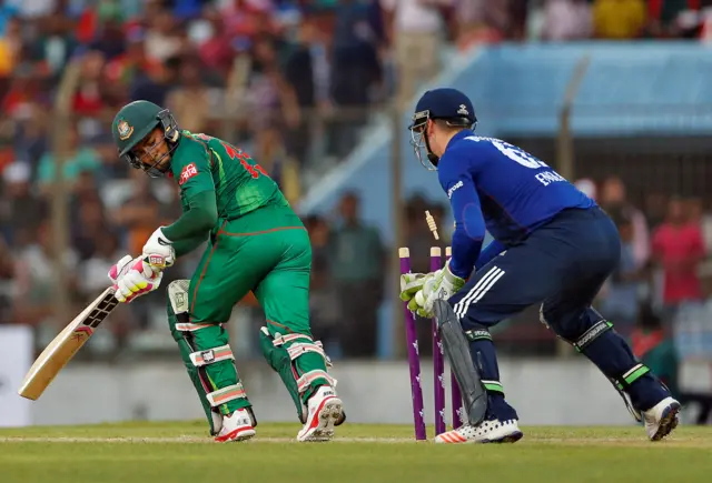 Shakib is stumped by Buttler