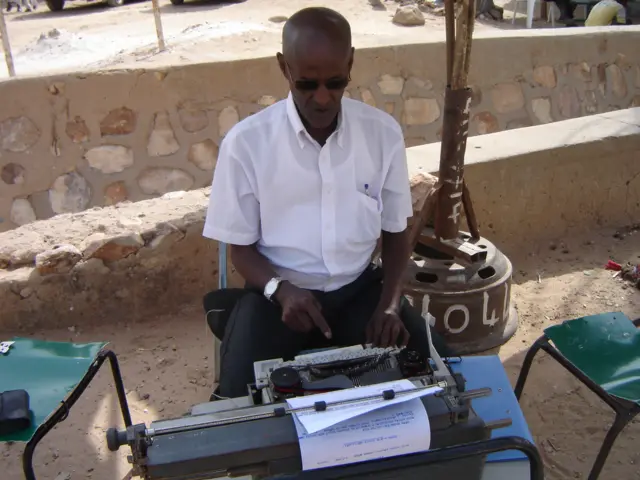 Typist in Somaliland