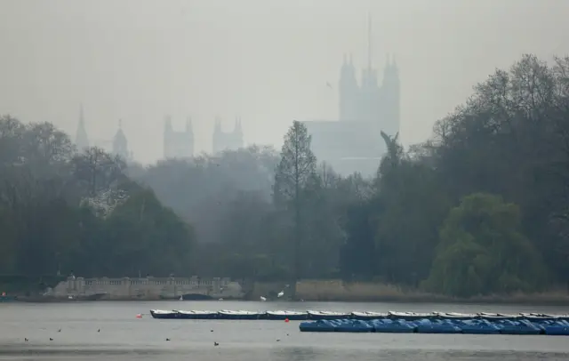 Houses of Parliament in smog