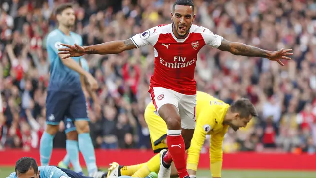 Theo Walcott celebrates