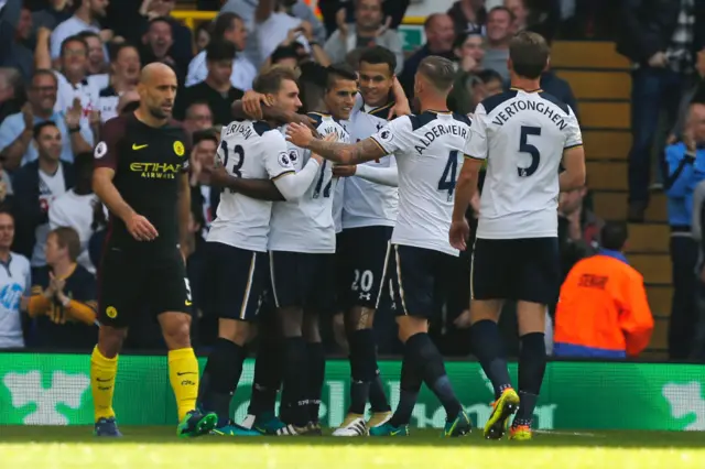 Tottenham players celebrate