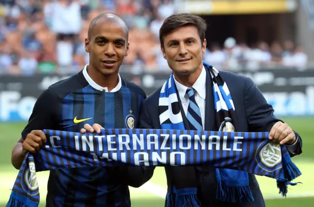 Joao Mario signs for Inter Milan