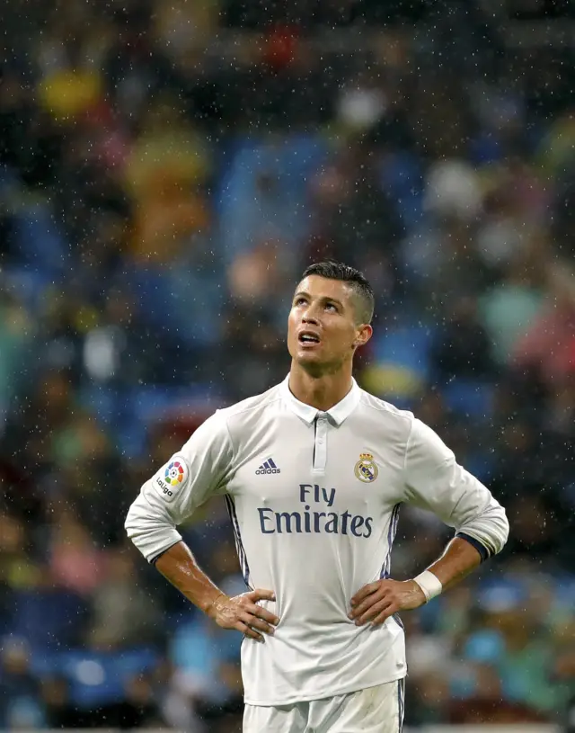 Ronaldo looking dejected