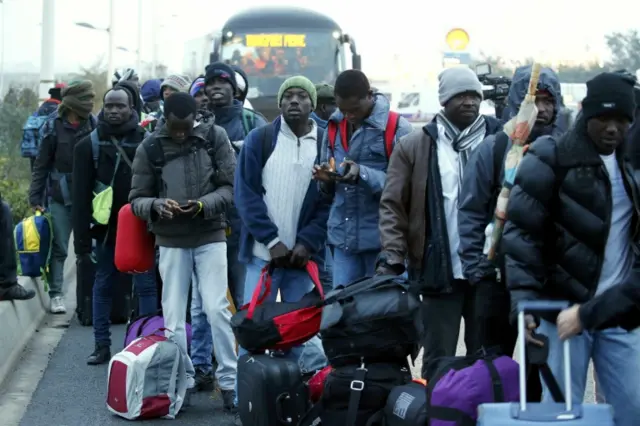 Migrant queue, Calais