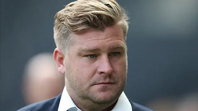 Karl Robinson