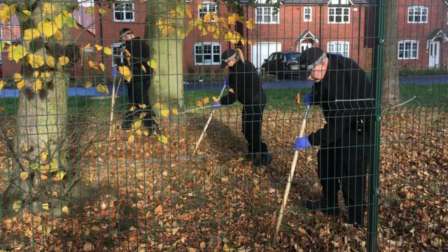 Police carry out search in Selly Oak