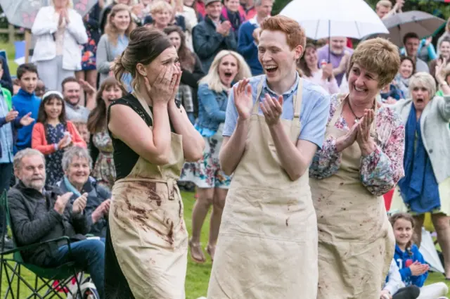 Candice Brown winning Bake Off