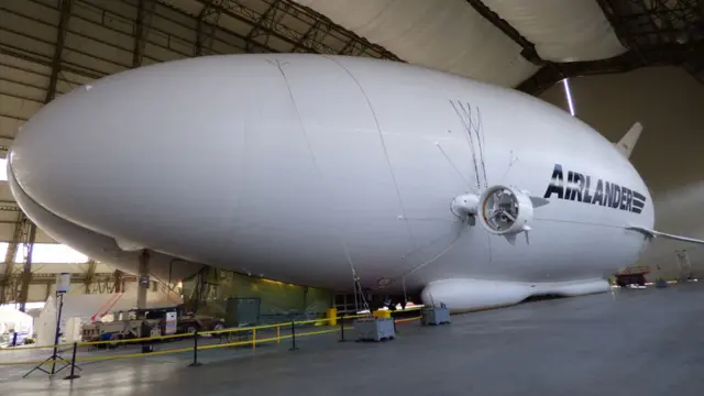 Airlander 10 being repaired