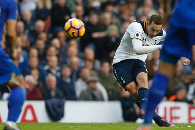 Vincent Janssen misses with this freekick