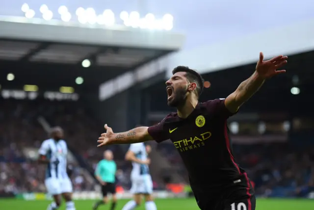 Sergio Aguero celebrates