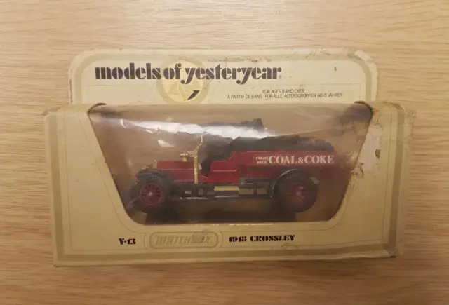 Toy car