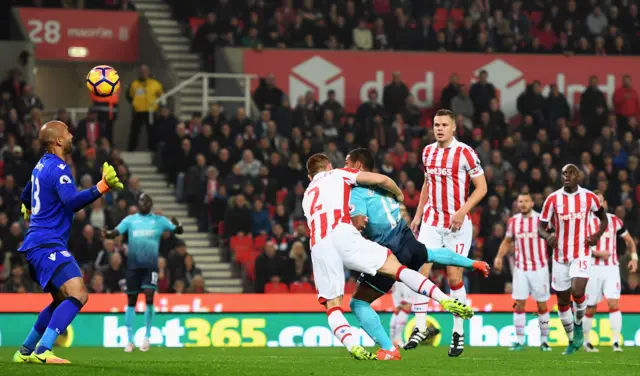 Phil Bardsley challenges Wayne Routledge