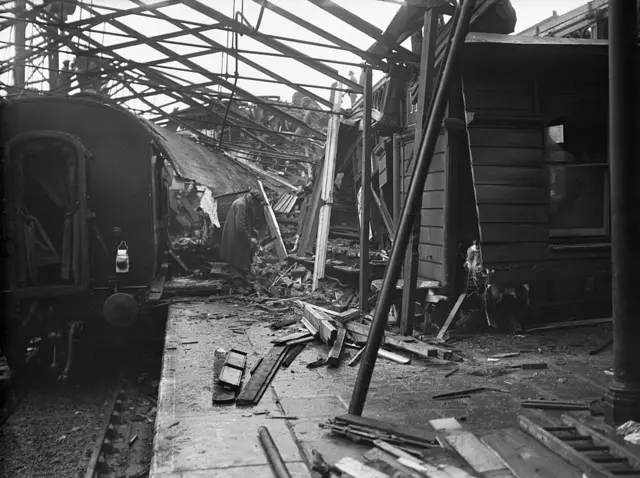 The train crash at Bletchley Railway Station