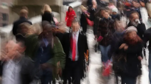 Commuters, London bridge