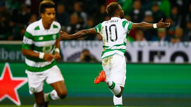 Moussa Dembele celebrates