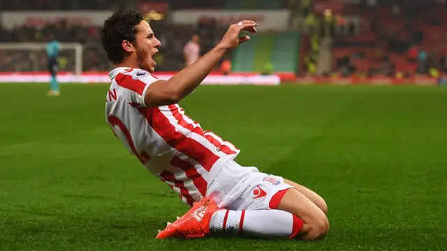 Ramadan Sobhi of Stoke City celebrates