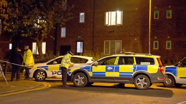 Luton police shooting