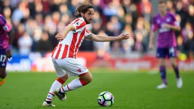 Stoke midfielder Joe Allen