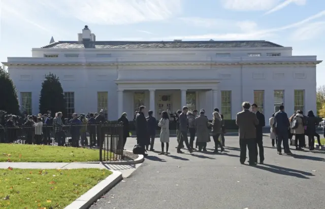 Press outside white house