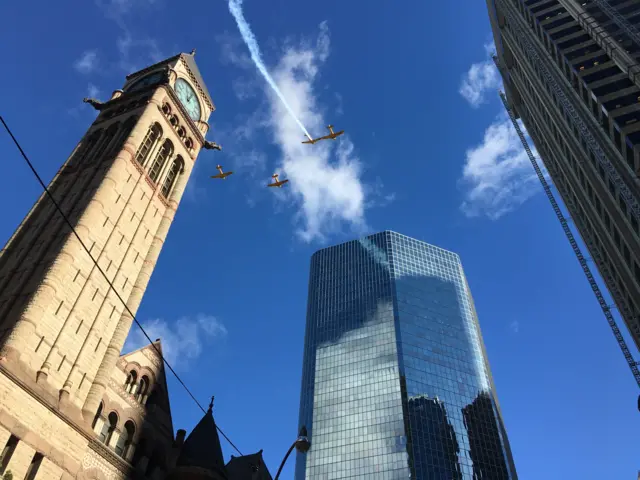 Planes flyover Toronto's Old City Hall to mark Remembrance day