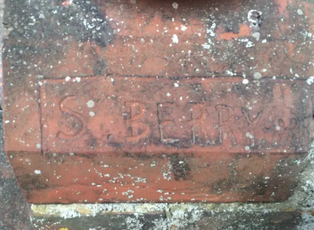 Brickwork with the name of Berry