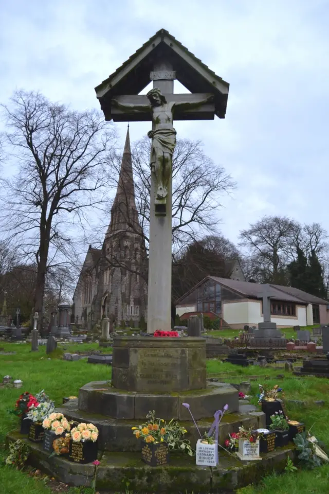 The Rushall War Memorial