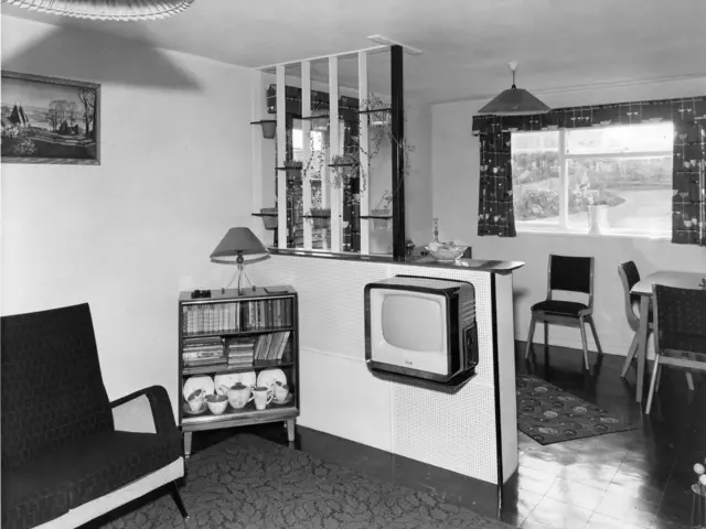 A black and white photo of a new home in Stevenage in the early fifties.