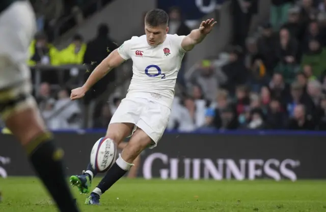 Owen Farrell kicks a penalty