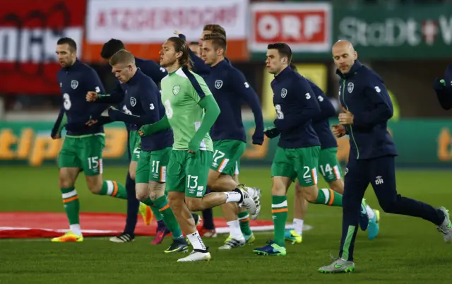 Ireland players warm up