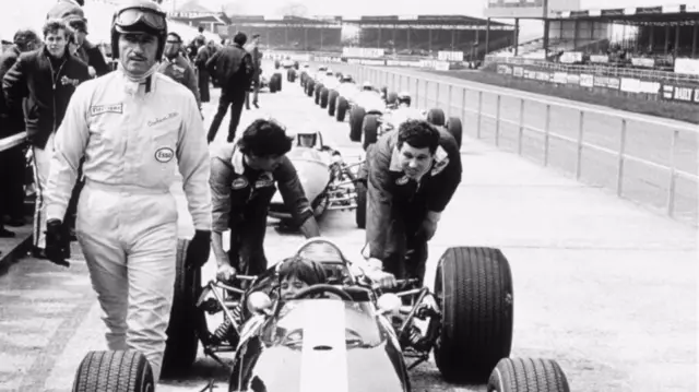 Graham and Damon Hill at Silverstone in 1967