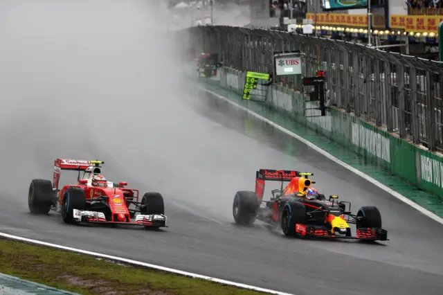 Verstappen overtakes