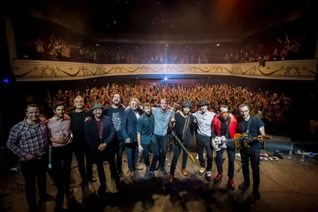 A Peaceful Noise at the Shepherds Bush Empire