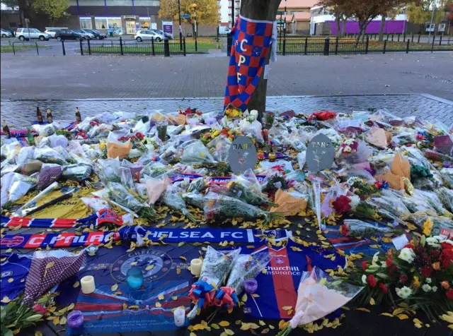 Flowers laid down for victims of tram crash