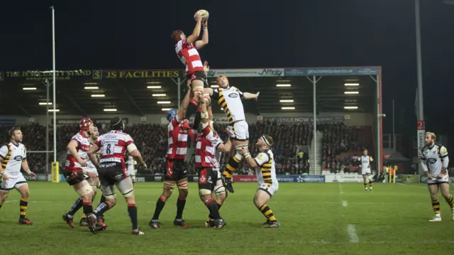 Lewis Ludlow of Gloucester Rugby wins the line out.