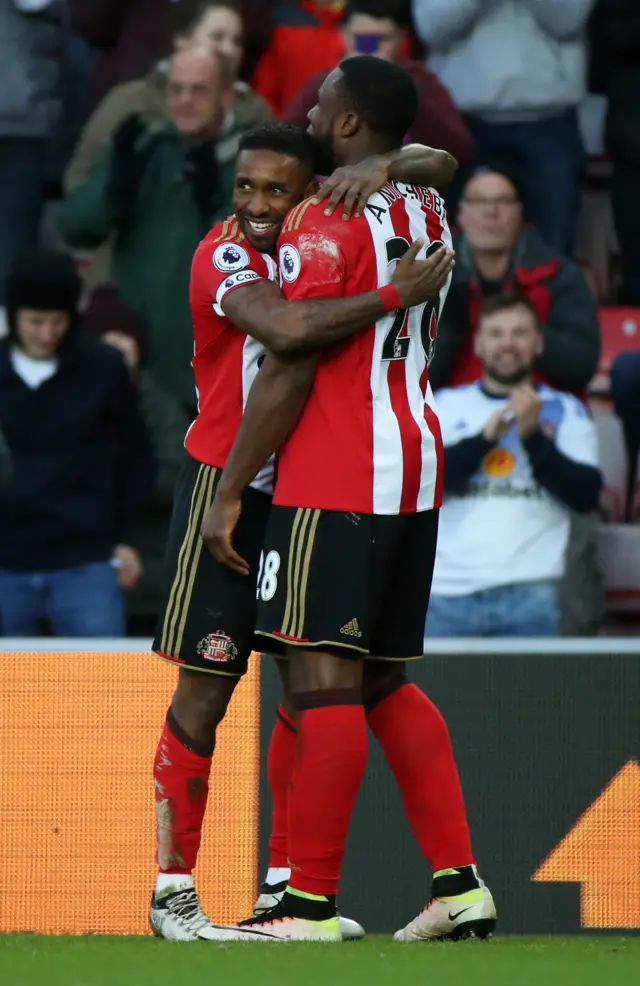 Jermain Defoe celebrates