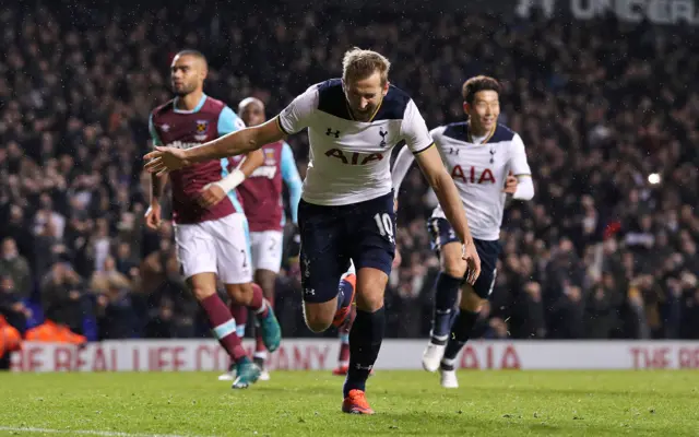 Harry Kane celebrates