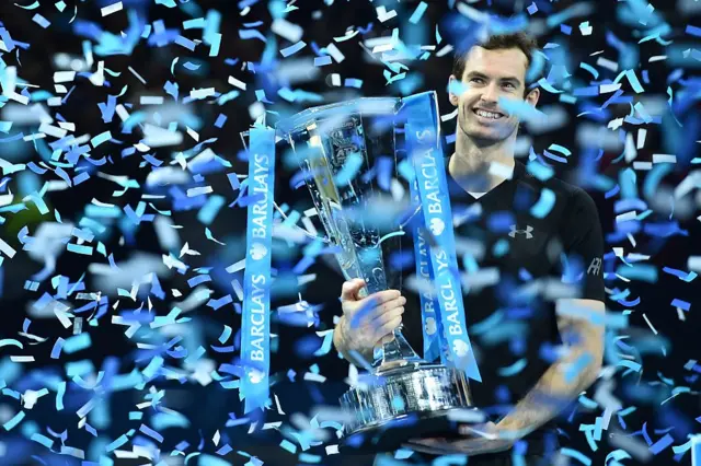 Murray with trophy