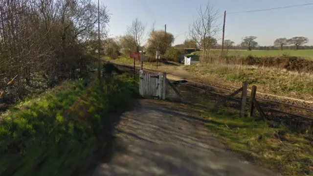 Grimston Lane level crossing