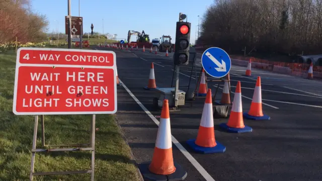 Limekiln bank roadworks