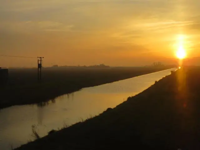 Setting sun at March, Cambridgeshire