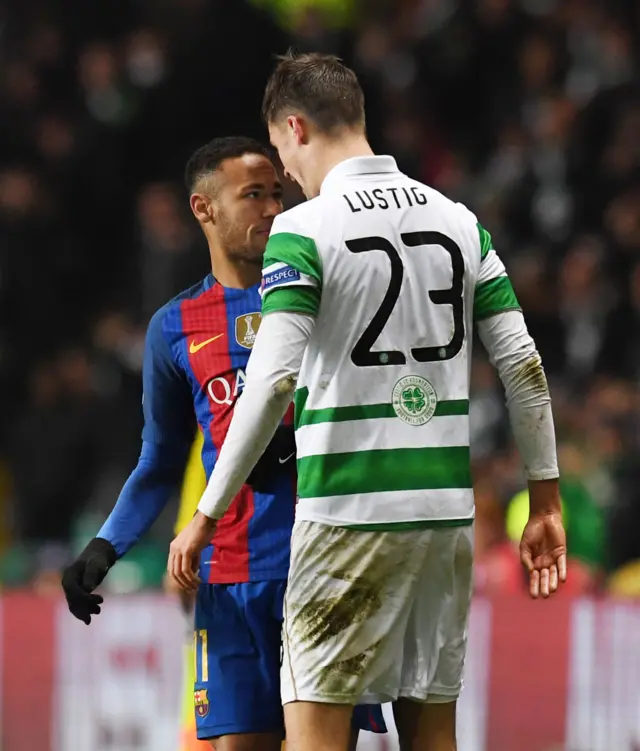 Neymar (left) and Mikel Lustig