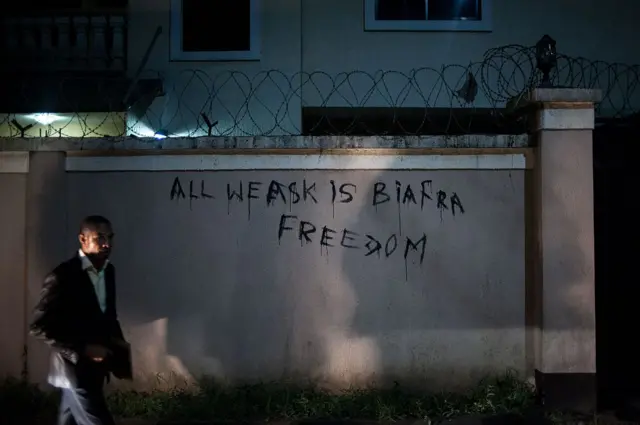 Pro-Biafran graffiti messages in Port Hardcourt