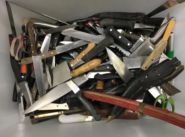 knife amnesty