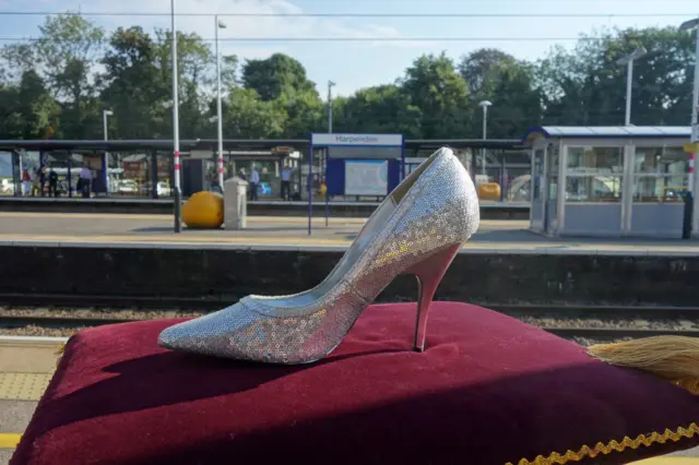 Cinderella's slipper in Harpendon